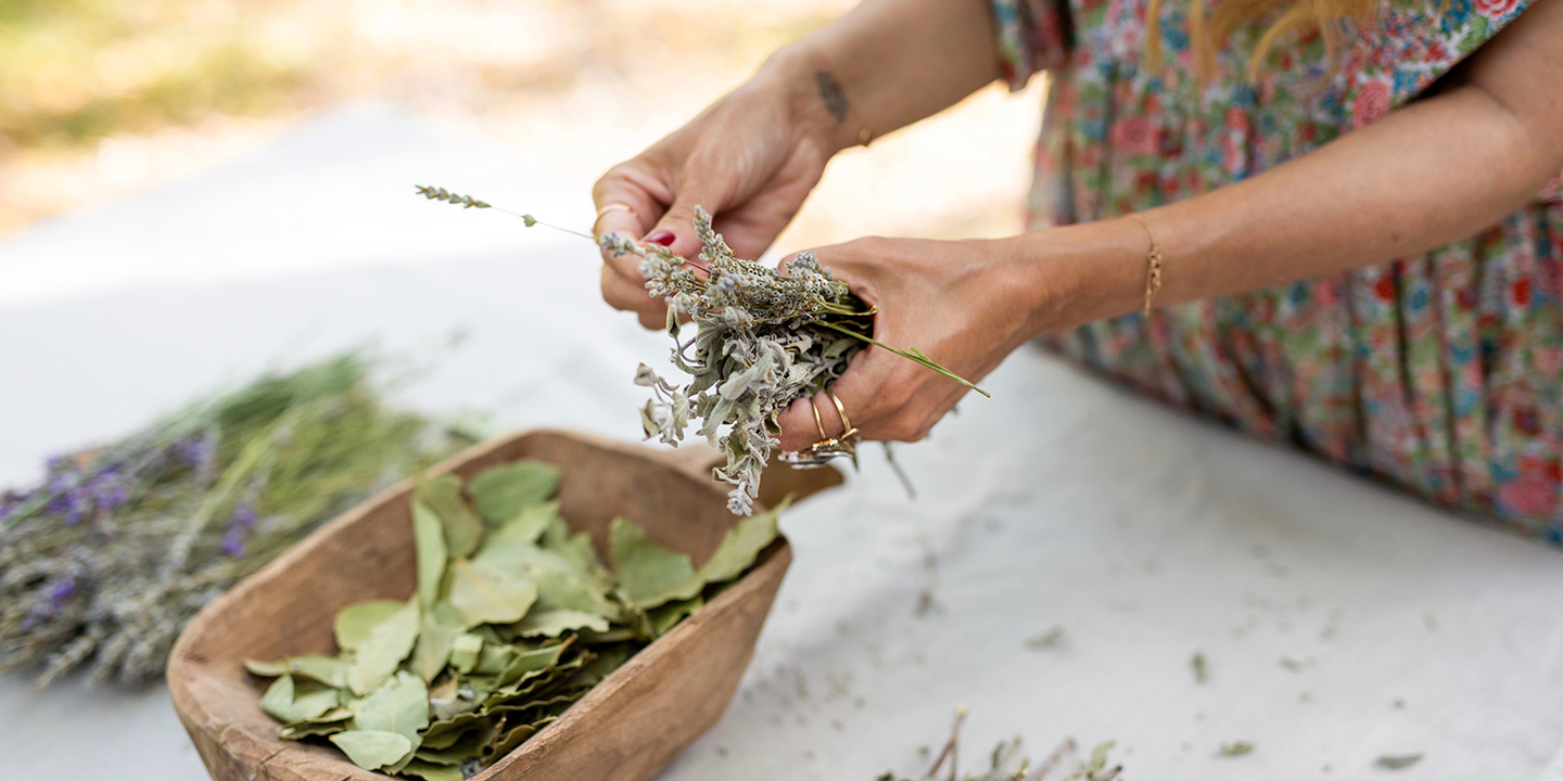 Ruhsal Bağlantıyı Güçlendiren Bitkiler- Homemade Aromaterapi Ruhsal Bağlantıyı Güçlendiren Bitkiler